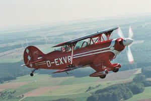 Pilot Armin Laudacher in einer PITTS Special, Typ S2B,  Baujahr 1993